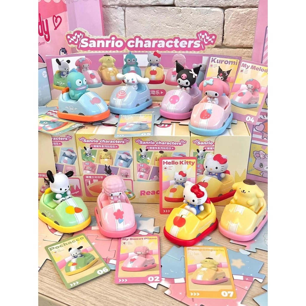 Sanrio รูปตุ๊กตาตุ๊กตากันชนรถ Series Mystery กล่องอินเทรนด์เล่นน่ารัก Hello Kitty Kuromi ของเล่นเครื่องประดับของขวัญรูป