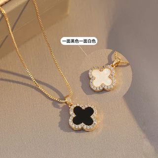 สร้อยคอไทเทเนียมเหล็กชุบ 18K ทองแท้ Micro-Inlaid Zircon จี้โคลเวอร์สี่ใบสองด้านกระดูกไหปลาร้า