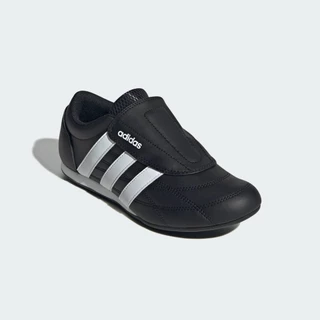adidas ไลฟ์สไตล์ รองเท้า Tekwen ผู้หญิง สีดำ JS3871