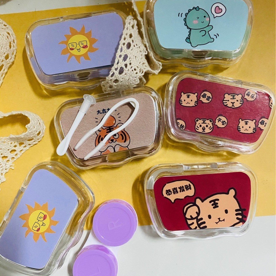 การ์ตูนแบบพกพาคอนแทคเลนส์กรณีที่เรียบง่ายน่ารักคอนแทคเลนส์กรณีที่มีกระจกคอนแทคเลนส์ดูแลสหายกล่อง เฮิ