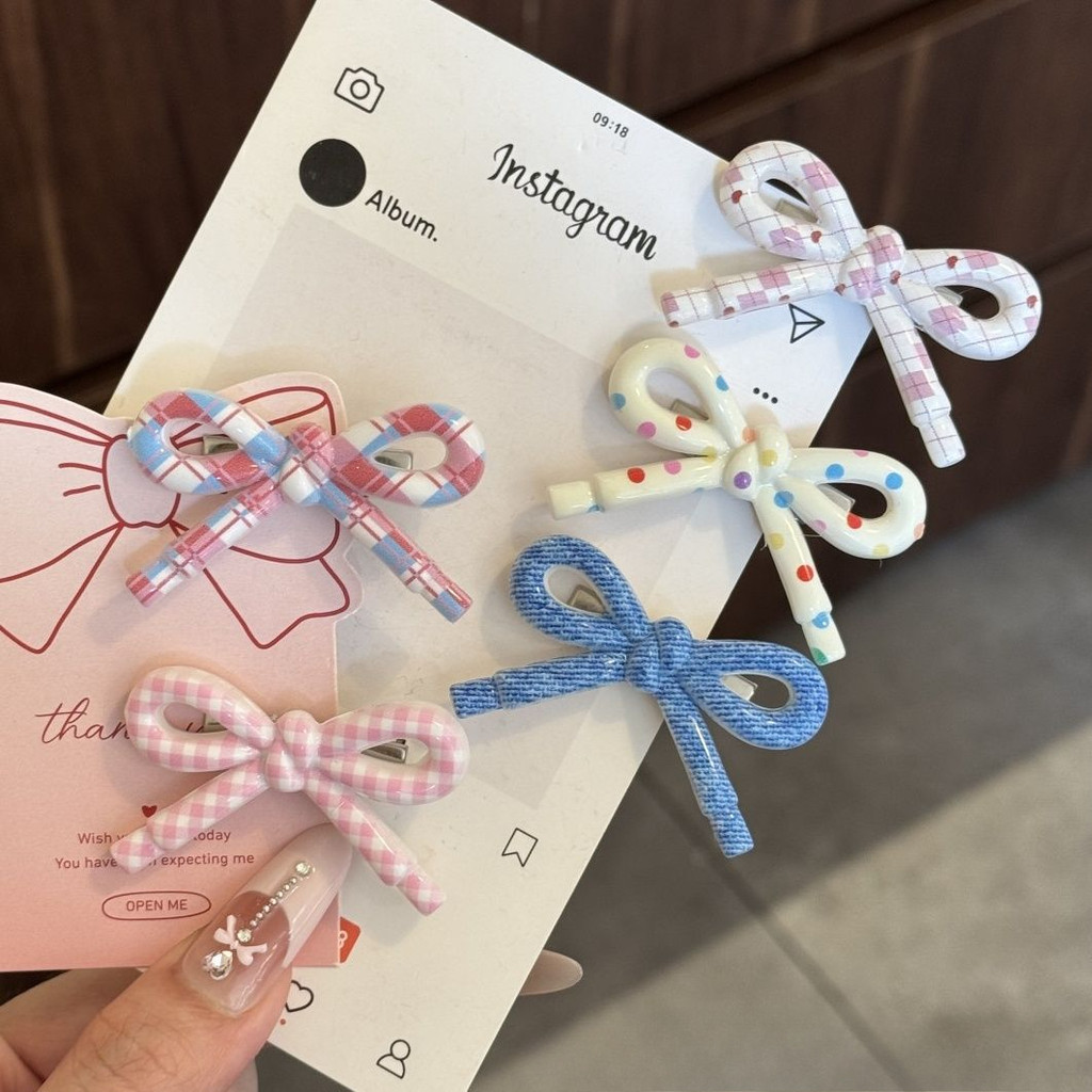 กิ๊บติดผมโบว์ลายจุดสไตล์เกาหลีน่ารักสาวหวานเครื่องประดับผมคลิปปากเป็ดที่ทนทานสําหรับนักเรียน