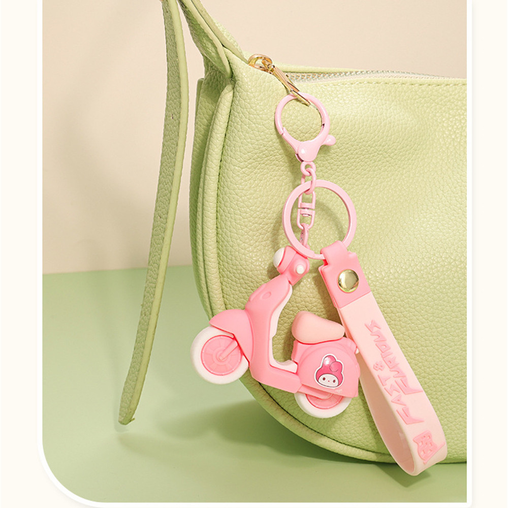 พวงกุญแจรถยนต์ไฟฟ้า Sanrio Kuromi Melody Cinnamoroll Series ตุ๊กตาเด็กผู้หญิงสุดน่ารัก จี้รถ ของตกแต่งกระเป๋านักเรียนสุดประณีต 🎇 - รูปที่ 5