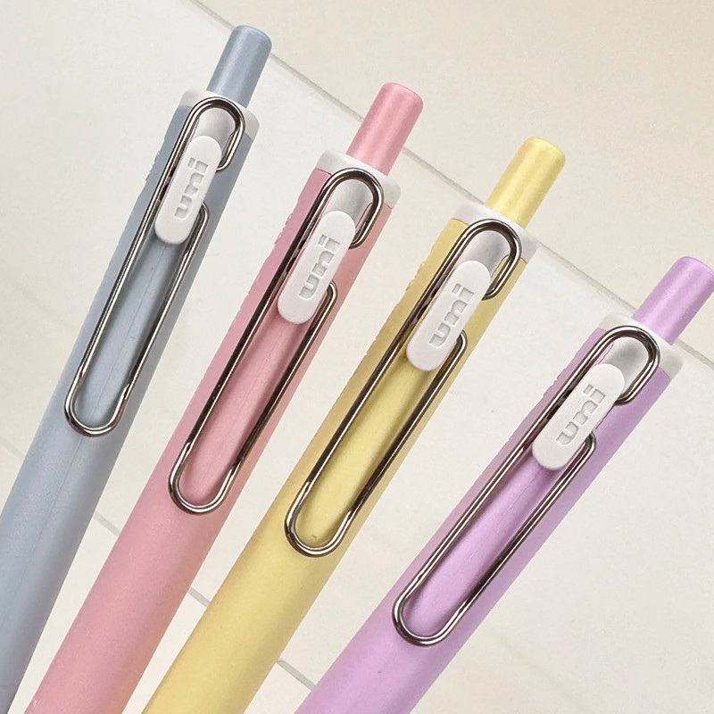 Japan uni ball one Mitsubishi Small Thick Core Lucky Limited Gel Pen UMN-S Exam Black Pen 0.5