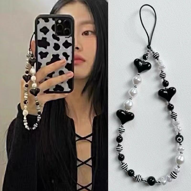 Jennie Jin Zhini Rose Park Caiying Same Retro Ins Lanyard อเนกประสงค์สายรัดข้อมือสากลโซ่สั้นโทรศัพท์มือถือ Charm