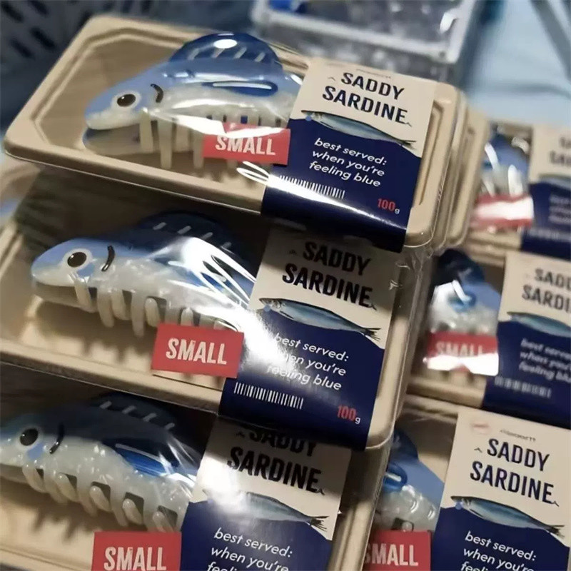 ผู้หญิงสบายๆอะคริลิคเรขาคณิตปลากิ๊บ