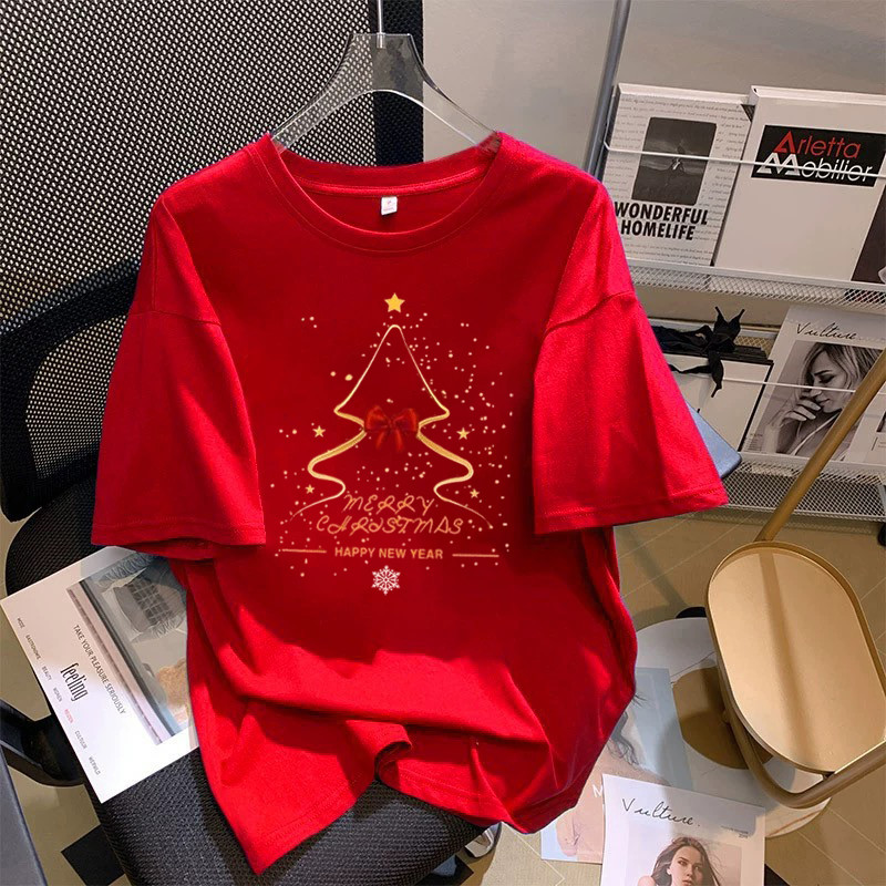 COD (ส่งจากกรุงเทพ)BOOM Shop เสื้อยืดแขนสั้นสีแดงผู้หญิง คริสต์มาส 2025 คริสต์มาสใหม่ ปีใหม่ เสื้อยืดผ้าฝ้าย #1