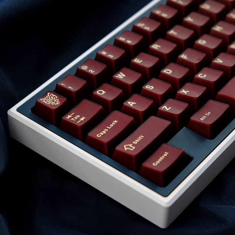 Pyga wine red keycaps cherry profile No pad area Doubleshot ABS material translucent 101keys No nume