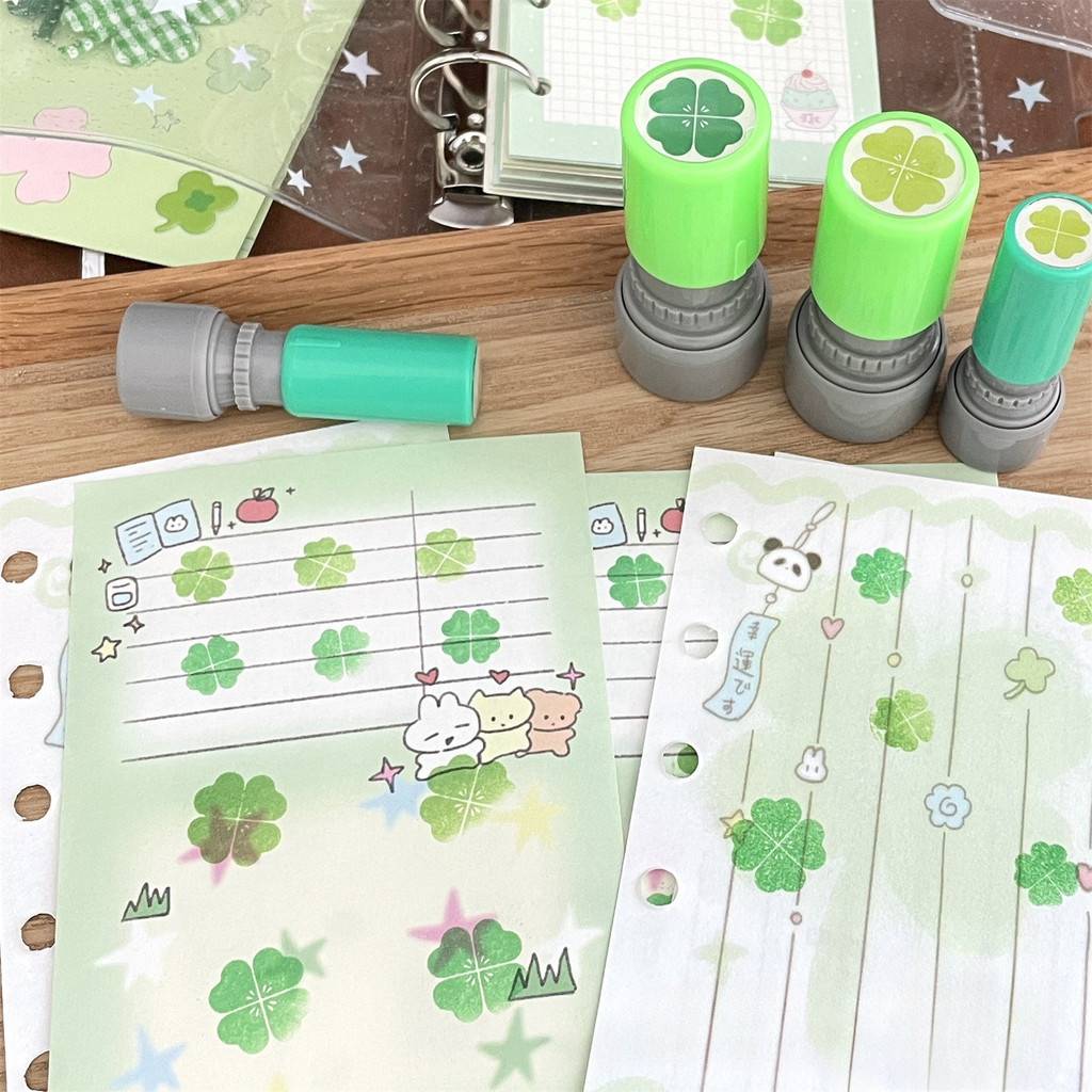 Ins Four Leaf Clover Ink Stamp DIY สมุดภาพการ์ดอวยพรของขวัญตกแต่ง