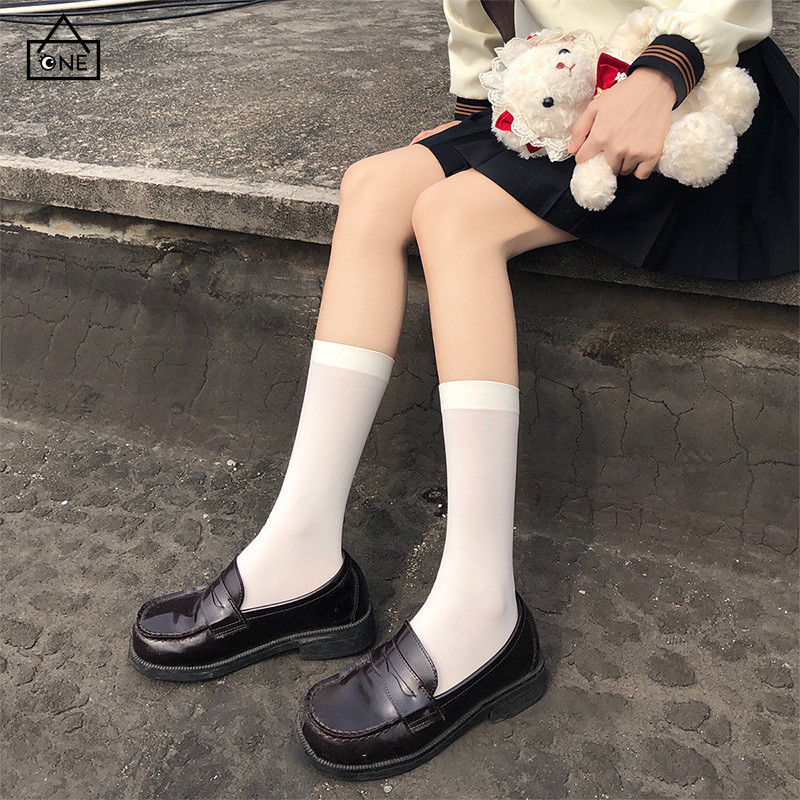 COD❤️ถุงเท้าข้อยาวสีขาวJKหวานสไตล์ญี่ปุ่นกันลื่นระบายอากาศนักเรียนถุงเท้าสำหรับผู้หญิง-a.one