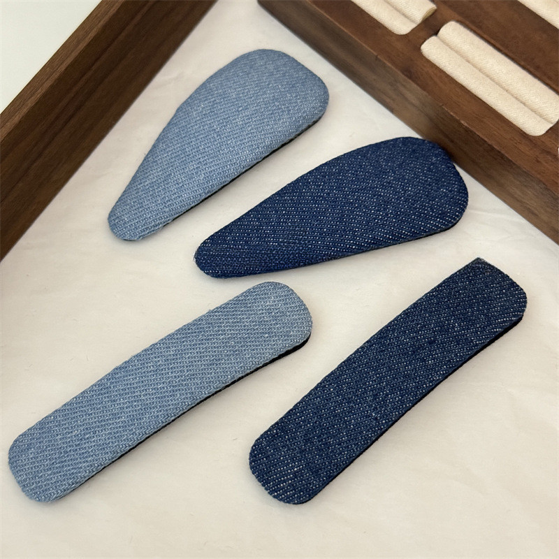 มูกา/กางเกงยีนส์เรขาคณิตย้อนยุคสี่เหลี่ยมที่เรียบง่ายสามเหลี่ยมbbคลิปเรียบคลิปด้านข้างกิ๊บหักสไตล์ใหม่ทุกการแข่งขันกิ๊บ