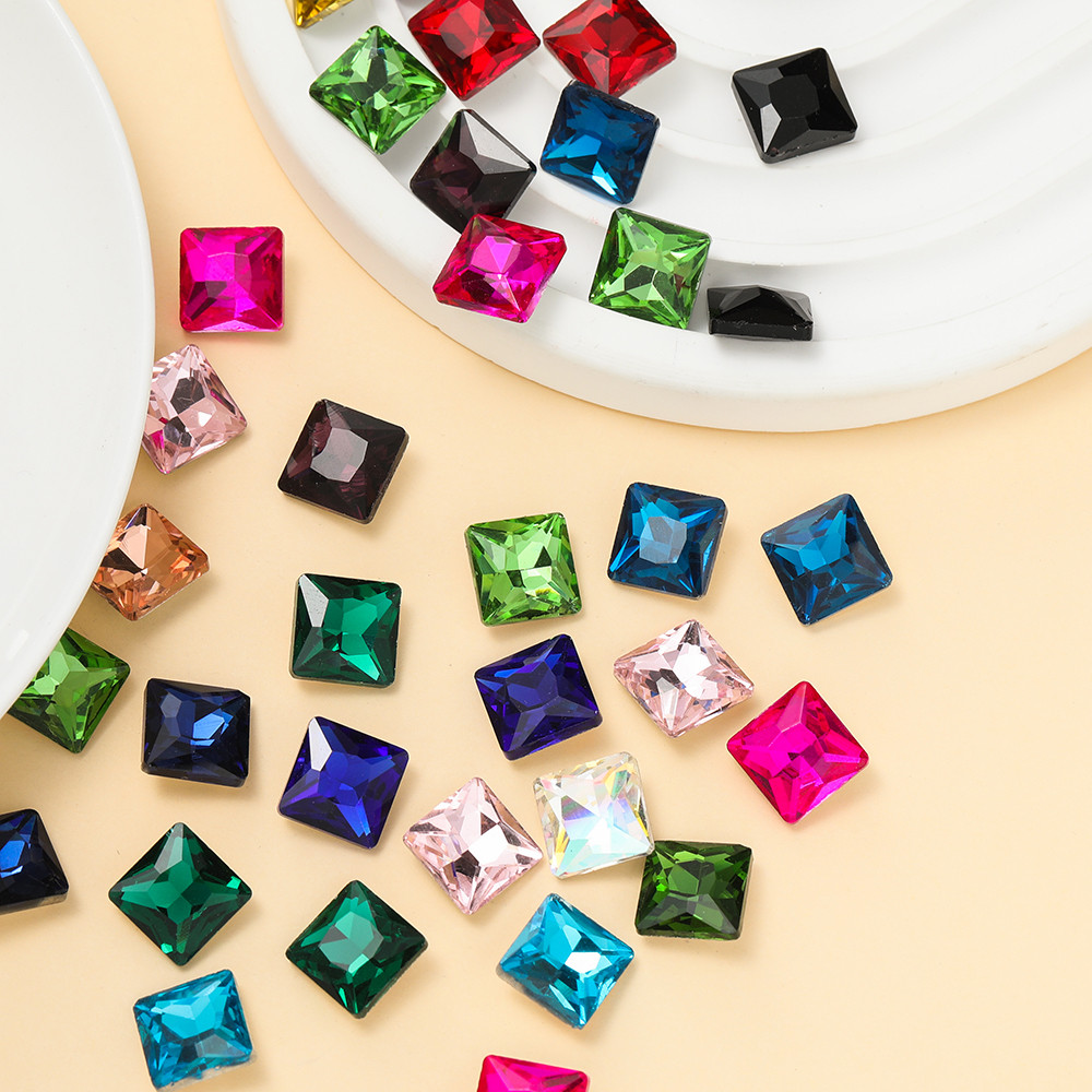 St.kunkka 10 ชิ้นเพชรสี่เหลี่ยมสีสันสดใสชี้ด้านล่างแก้วแต่งเล็บเพชรสี่เหลี่ยมสําหรับ DIY เสื้อผ้าตกแต่งเล็บ
