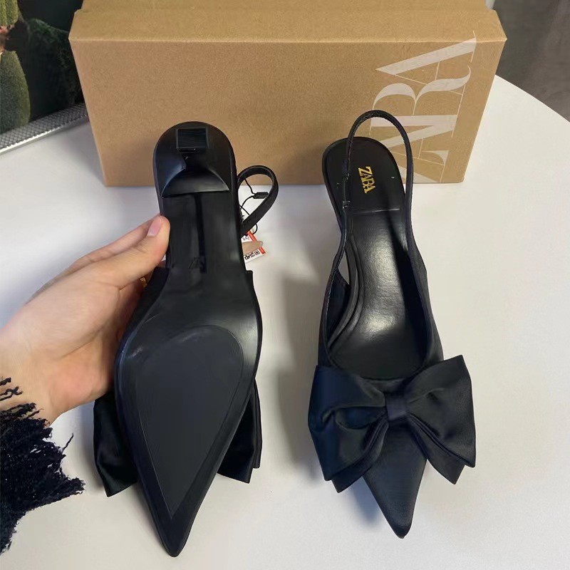 Zara สินค้าใหม่ 2025 ฤดูใบไม้ผลิรองเท้าสตรีส้นเตี้ยสีดํา Stiletto Pointed Toe ปากตื้น Bow-Heeled รองเท้าแตะแฟชั่นผู้หญิง
