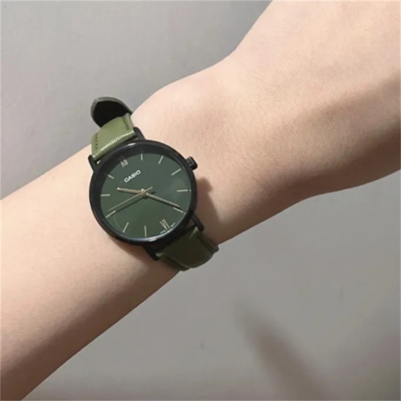 Casio นาฬิกาผู้หญิงแฟชั่นผู้หญิงอารมณ์