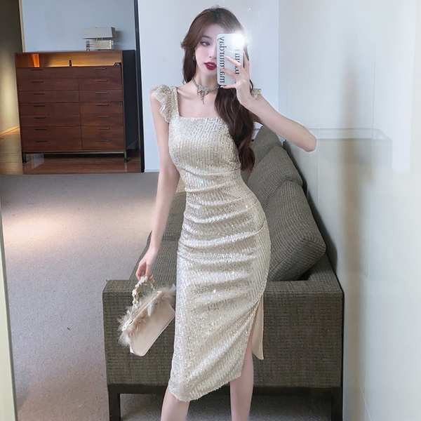 ชุดราตรี เดรสเกาะอก อารมณ์คนดัง, ความหรูหราเบา, เลื่อมคนดัง, คอเสื้อ, เอว, ดีไซน์บาง, กรีดชุดระดับไฮเอนด์, แต่งตัวกระแสน้ํา