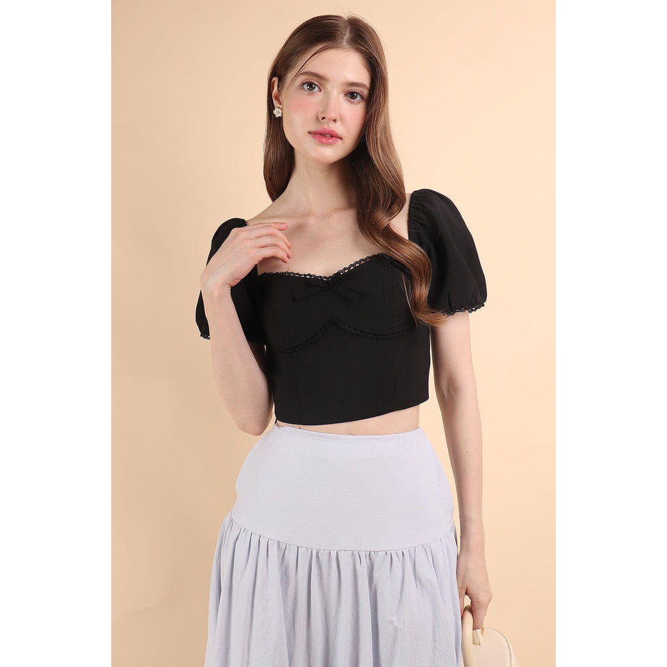 VIOLA COQUETTE SLEEVE TOP สีดํา