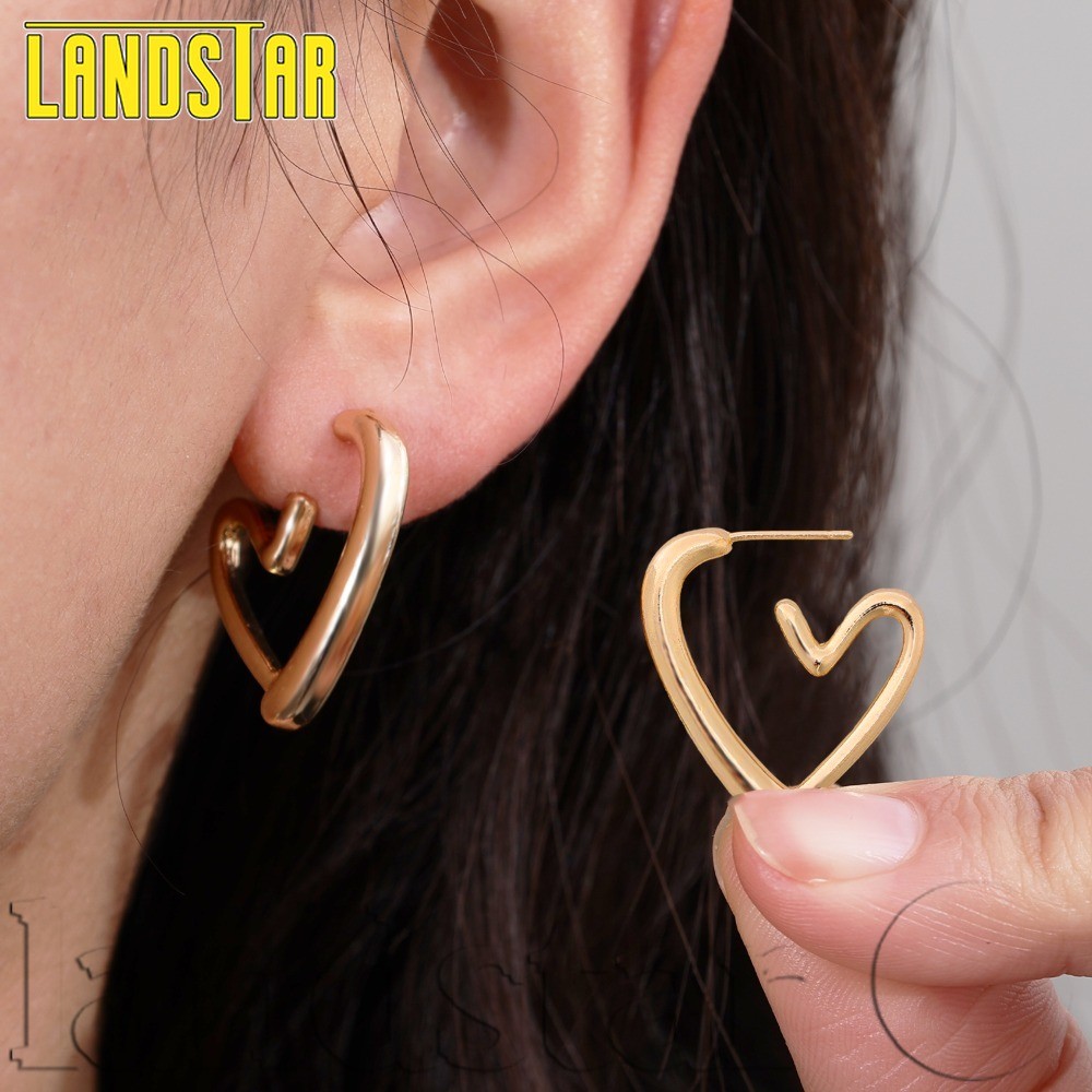 Love Heart Shape Ear Stud - ต่างหูรูปหัวใจทรงเรขาคณิตแฟชั่น - หรูหรา เรียบง่าย วินเทจ - จี้ต่างหูโลหะผสมเงินทอง - เครื่องประดับผู้หญิงอุปกรณ์เสริม