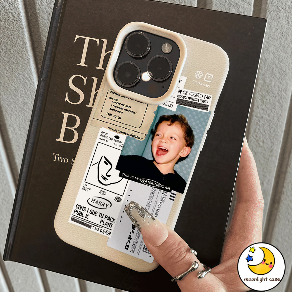 🎗 GOOD 🎗 เคสคู่ เคสเหมือนเปลือกลิ้นจี่ สไตล์ยุโรปและอเมริกัน เด็กหล่อ สําหรับIPhone 16 15 14 13 7 8plus Pro Promax XR XS - รูปที่ 3