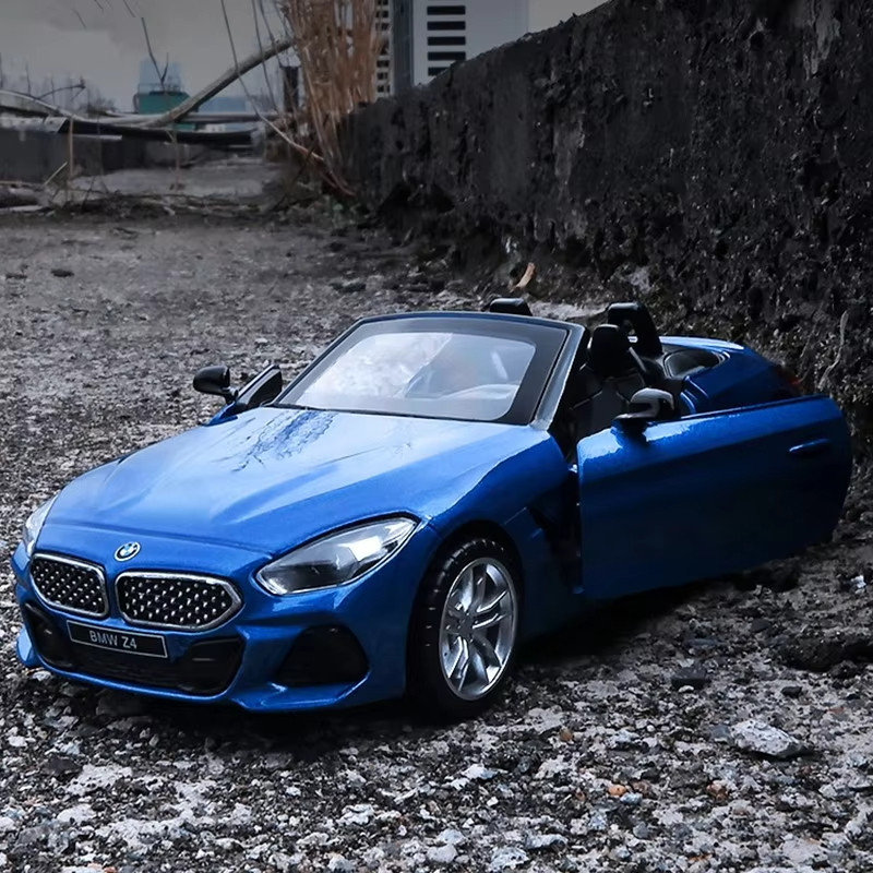 1:32 BMW Z4 M4 M40i Coupeรถรุ่นDiecastโลหะของเล่นรถสปอร์ตจําลองเสียงและแสงของสะสมเด็ก