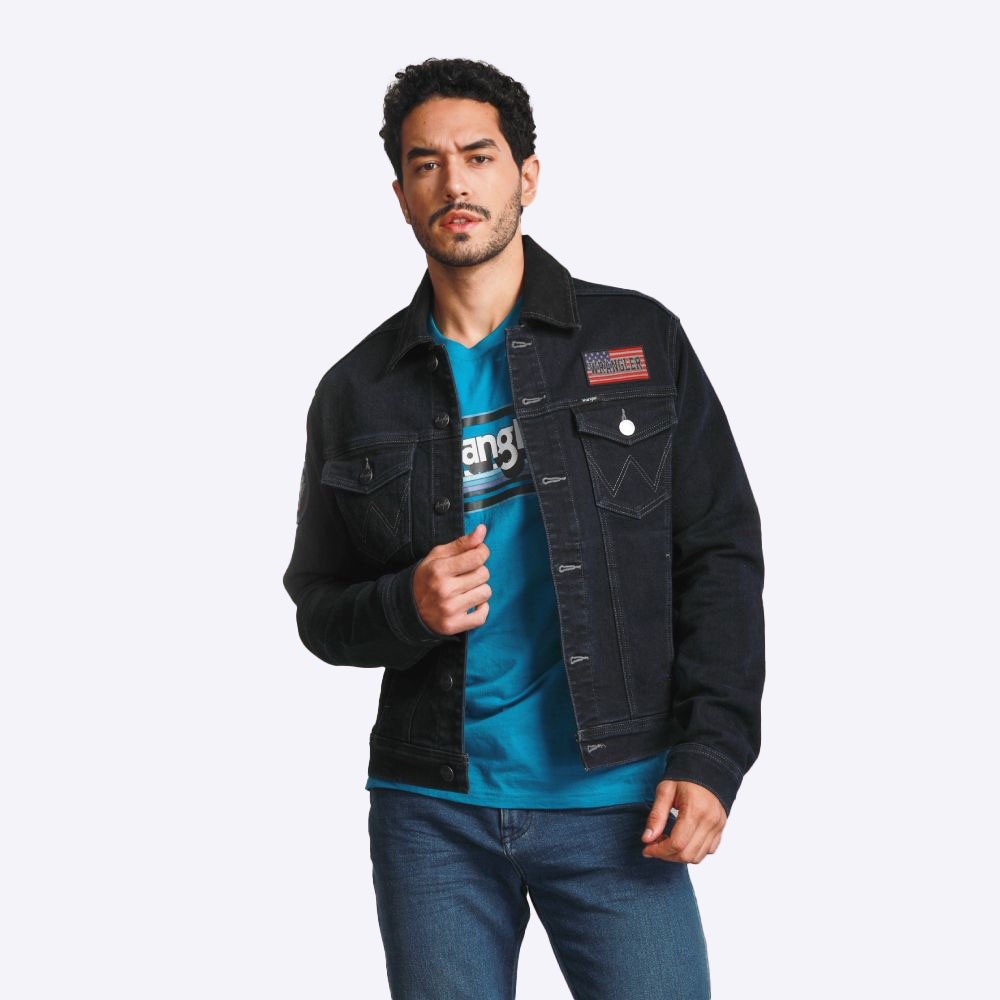 WRANGLER เสื้อแจ็กเก็ตผู้ชาย คอลเลคชั่น Biker Look รุ่น WR F423MJKTN32 สียีนส์