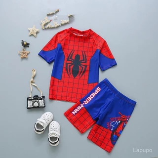 ชุดว่ายน้ำสองชิ้นแห้งเร็วสำหรับเด็กชาย ดีไซน์ใหม่ กางเกงว่ายน้ำและเสื้อสำหรับเด็กกลางและเล็ก