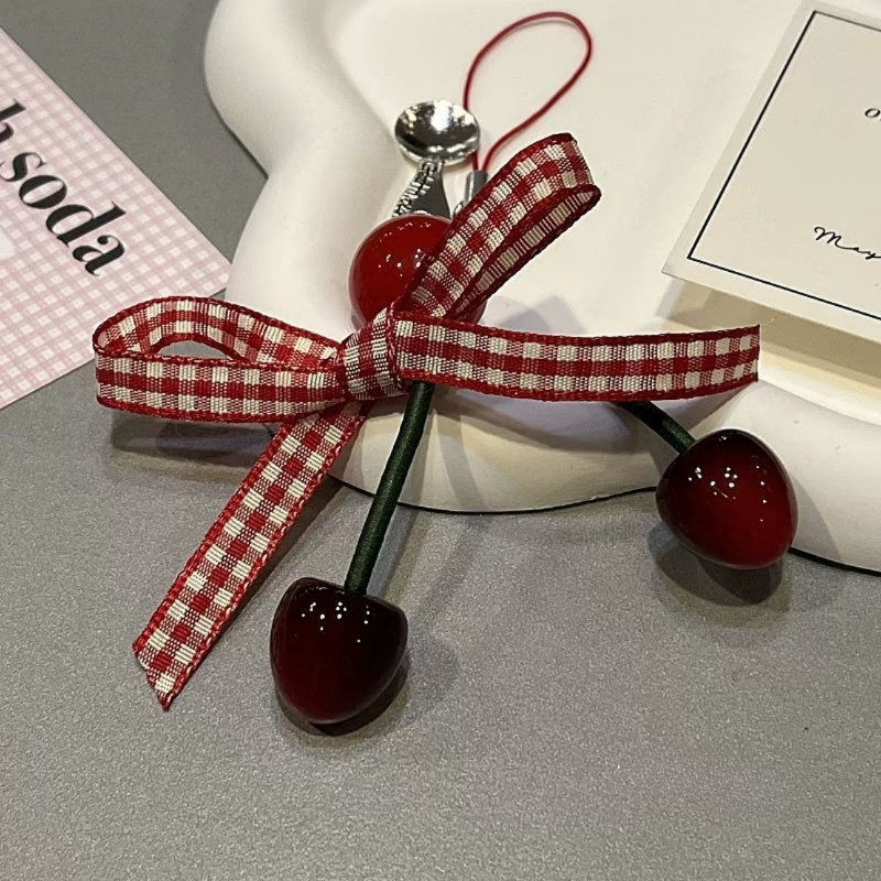 Y2K Charm Bowknot Lattice พวงกุญแจเชอร์รี่ พวงกุญแจห้อยกระเป๋า 🍒