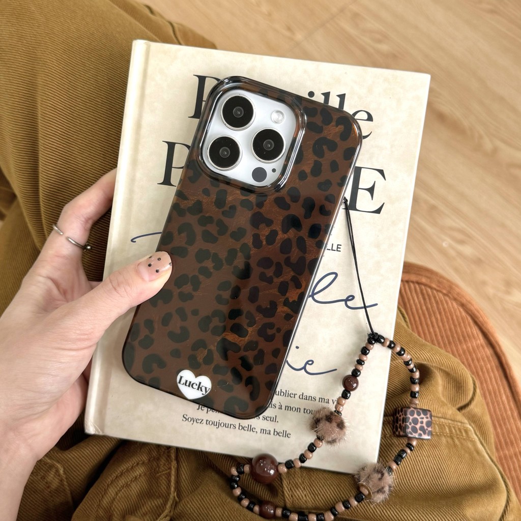 เคสไอโฟน เคสโทรศัพท์ลายเสือดาวสีเข้ม เคสไอโฟน13 ทนทาน IMD ป้องกันลื่น สำหรับ iPhone 16-13