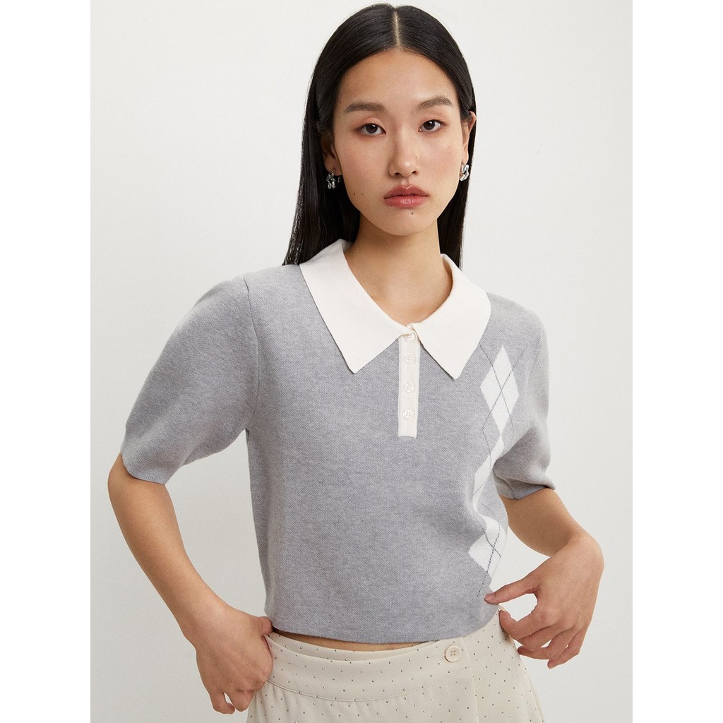 [Pomelo] เสื้อถักปกเสื้อสีตัดกัน / Contrast Collar Knit Top