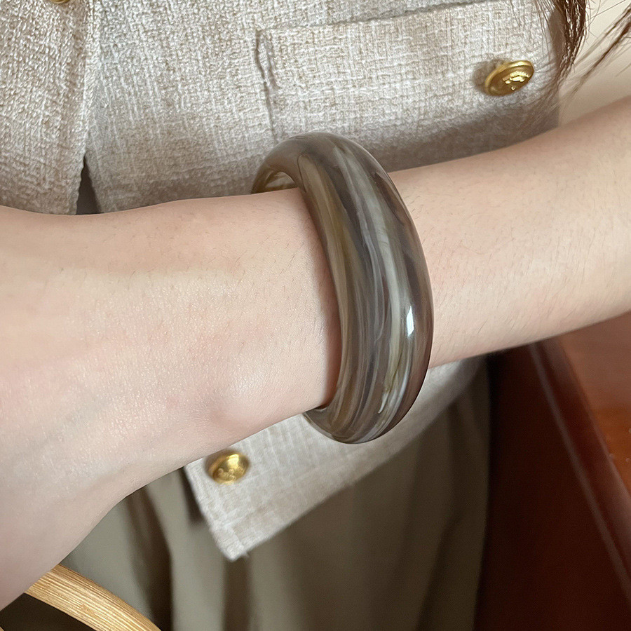 อะคริลิรอยเปื้อนเรขาคณิตเปิดสร้อยข้อมือแสงหรูหราและง่ายต่อการจับคู่กับสร้อยข้อมือย้อนยุคเครื่องประดับมือแฟชั่น - รูปที่ 7