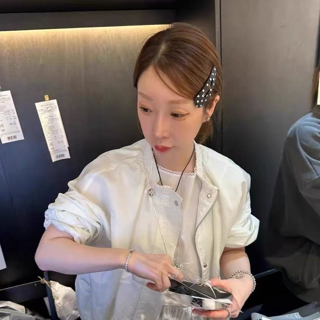 ของตกแต่งทรงผมทงแดมุน โอนี่ กิ๊บทอดผมลายจุด พร้อมคลิปกั้นผมด้านข้าง - รูปที่ 2