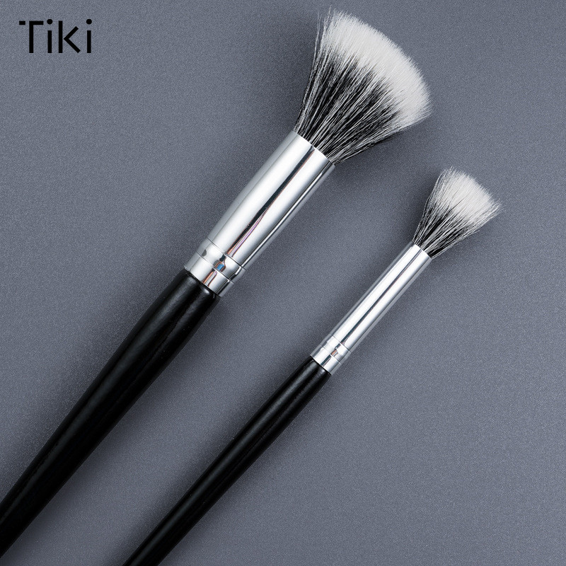 🔥จัดส่งจากประเทศไทย🔥 สีดำ แปรงแต่งหน้า แปรงปัดแก้ม แปรงขนสัตว์  สีดำ-tk
