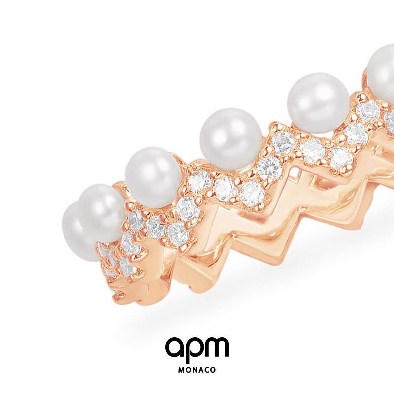 แหวนไข่มุก APM Monaco สีโรーズโกลด์ ออกแบบเรียบหรู ฟรีแฟน