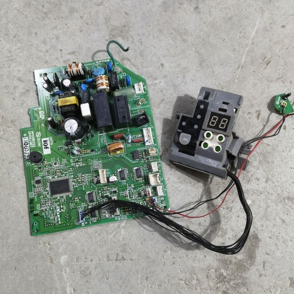 เมนบอร์ดของเครื่องปรับอากาศมิตซูบิชิ MSD-FC09VC FD12VC WM00B222 DM00J967