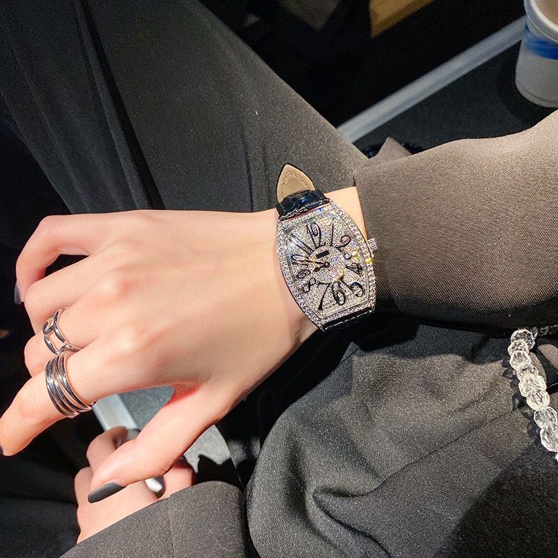 2025 Frank Gypsophila นาฬิกาผู้หญิง Luxury Top Ten นาฬิกาที่มีชื่อเสียง นาฬิกาผู้ชาย นาฬิกาผู้หญิง น