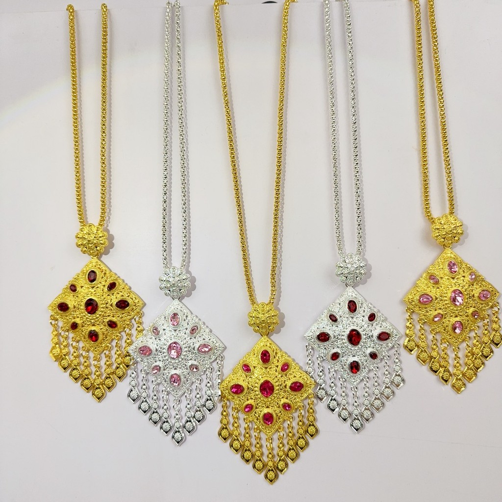 vintage jewelry เครื่องประดับไทยสร้อยคอ สีเงิน ทอง ใช้สวมใส่ประดับชุดไทยโบราณ ทำการแสดง
