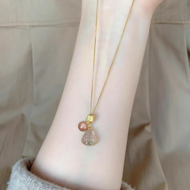 Cool Feeling Icy โปร่งใสสร้อยคอจี้พระพุทธรูปหญิงแฟชั่น All-Match Niche อารมณ์หวาน Elegant Clavicle ส