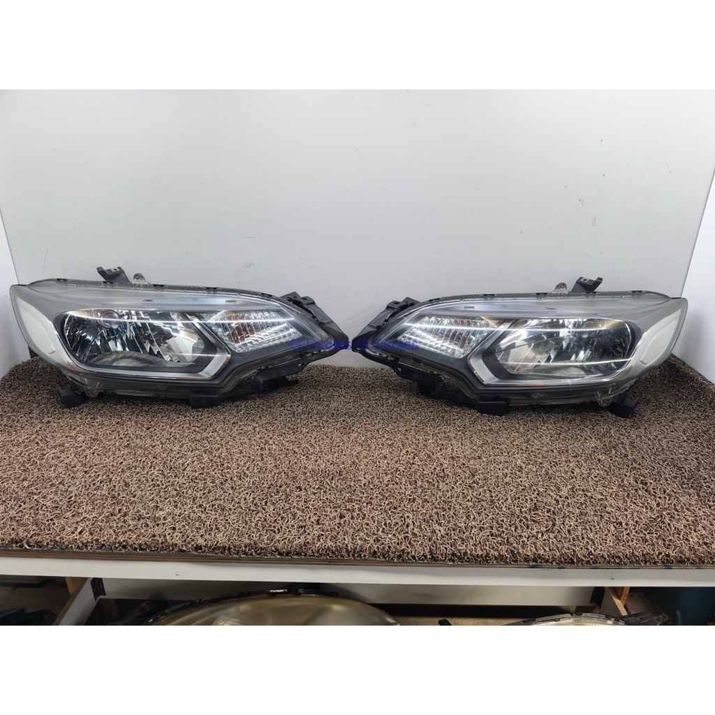ญี่ปุ่น Honda Jazz Fit GK3 GK4 GK5 GP5 GP6 หลอดไฟฮาโลเจน Lampu 1 ชุดซ้ายและขวา