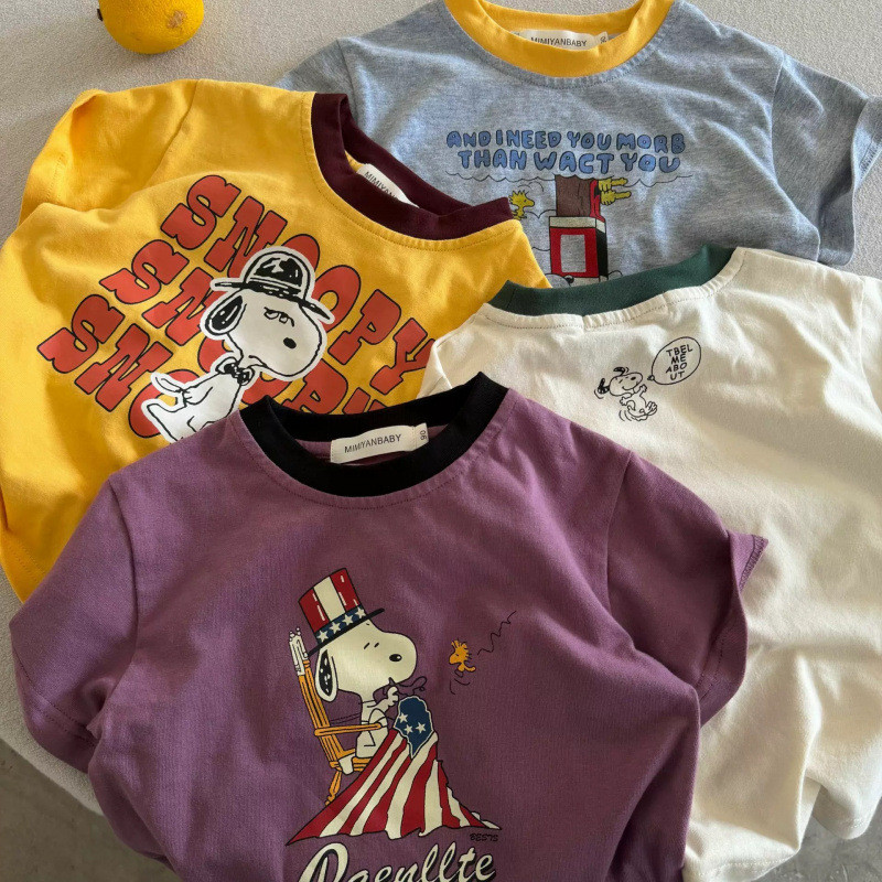 เสื้อยืดแขนสั้นเด็กชาย ลายการ์ตูน Snoopy สไตล์เกาหลีคอกลม สำหรับฤดูร้อน ใส่สบายและคล่องตัว