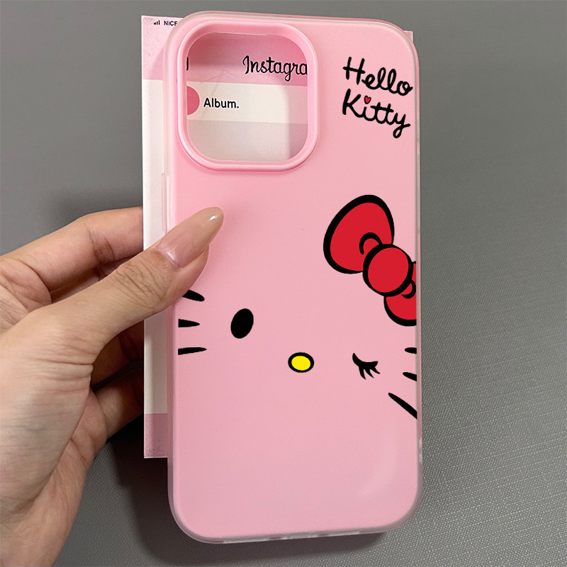 สต๊อกไทย สีเด่นเคสด้านครอบสองชั้นสีสัน For IPhone13 11 12 14 7 8 PLUS 15 16 17 Pro X XS XR XSMAX kitty ลวดลายน่ารัก ราคา ถูกที่สุด ดีลบีเคเค แกลเลอรีภาพที่ 9