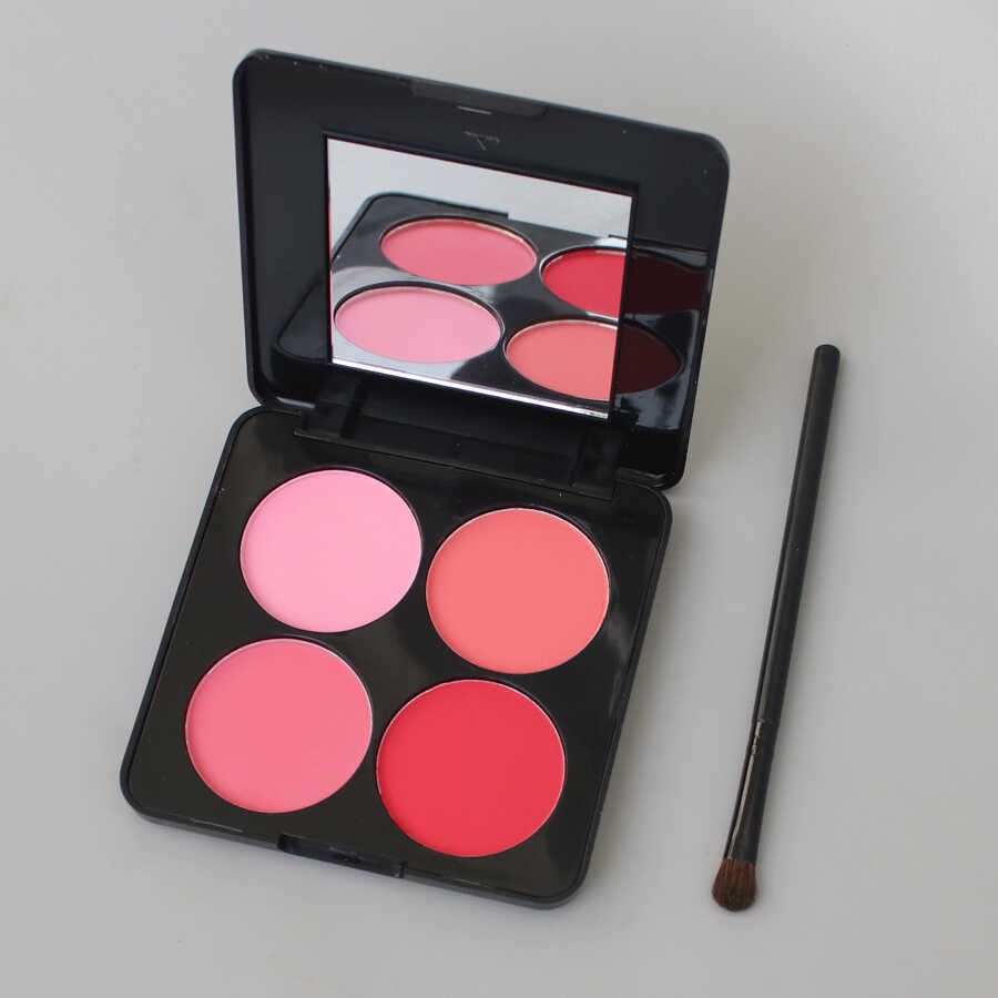 บลัชออน 4u2 บลัช บลัชออนพาเลทบลัชออนสี่สีทําเองแฮนด์เมดขนสัตว์โครเชต์ตุ๊กตาทุ่มเทบลัชออตุ๊กตาใบหน้าร