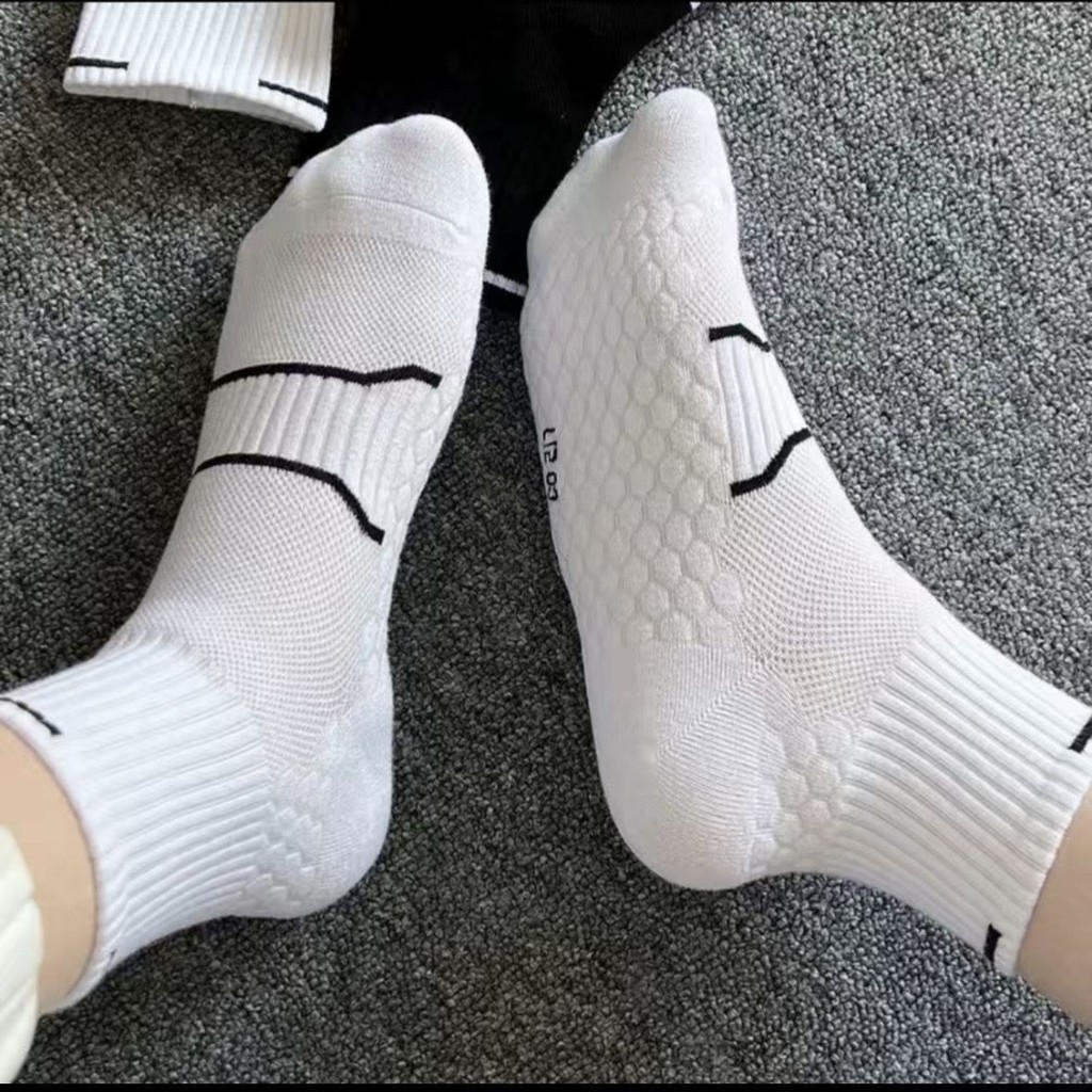 ผู้ชายผู้หญิงผ้าขนหนูถุงเท้ากีฬากลางหลอดระบายอากาศเหงื่อดูดซับหนานวดเล่นบอลระงับกลิ่นกายสบายวิ่งบาสเ