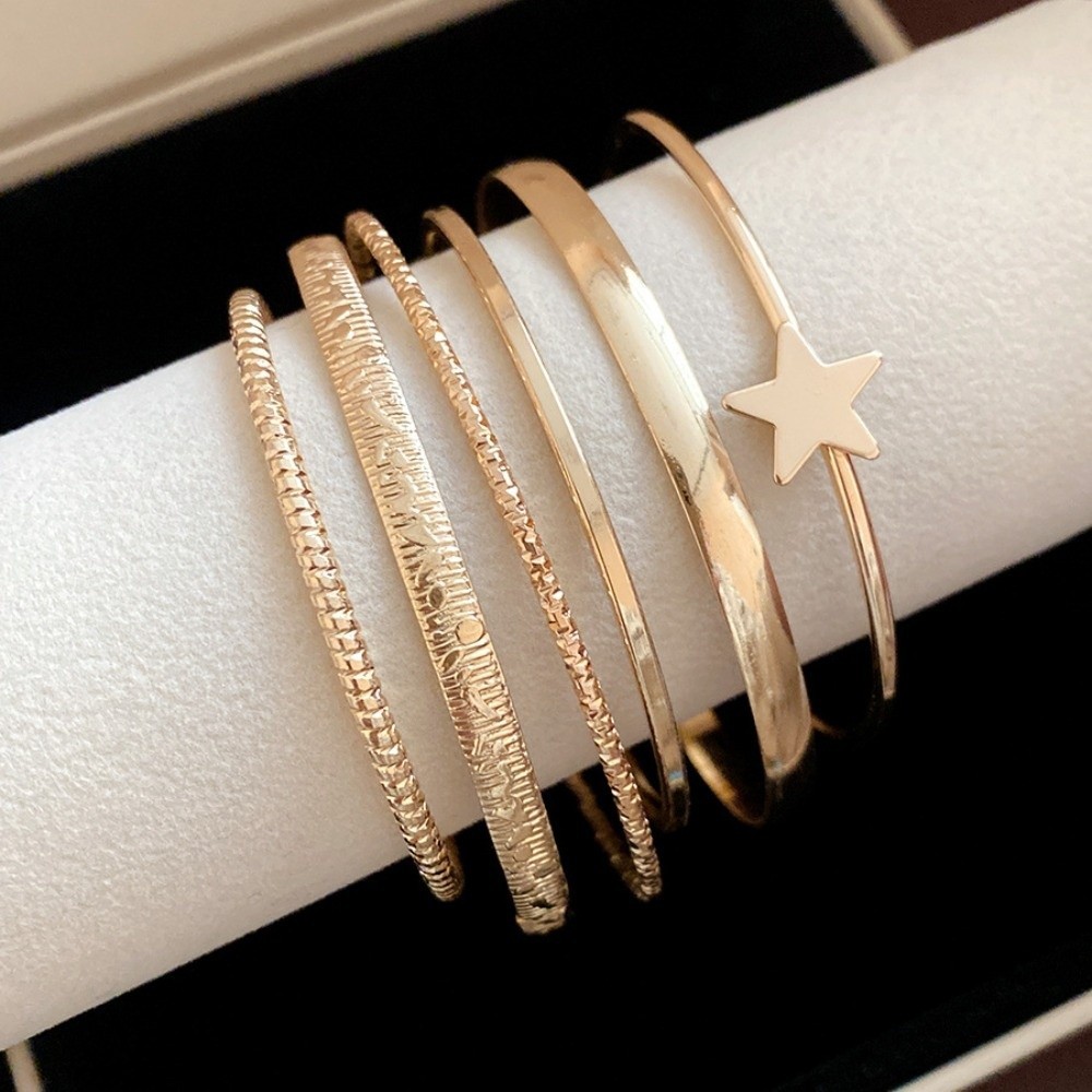 SANAVALA ชุดกำไลข้อมือ 6 หรือ 7 ชิ้น แบบกว้าง เปิดโล่ง ออกแบบโดยใช้โลหะ สัญลักษณ์ดาวห้าแฉก ในโทนสีทองและเงิน เครื่องประดับสไตล์ยุโรป อเมริกัน สำหรับคนชอบแฟชันเฉพาะกลุ่ม ราคา ถูกที่สุด ดีลบีเคเค แกลเลอรีภาพที่ 8