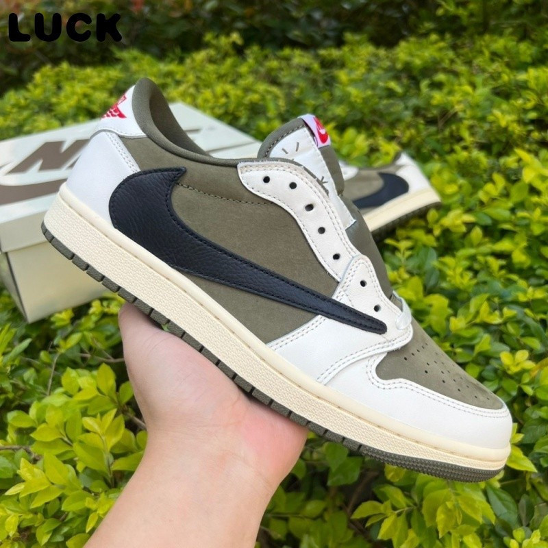6 สี Travis Scott x Air 1 Retro Low-Top Medium Olive Color AJ1 รองเท้าผ้าใบ DM7866-200WYVUHU8J