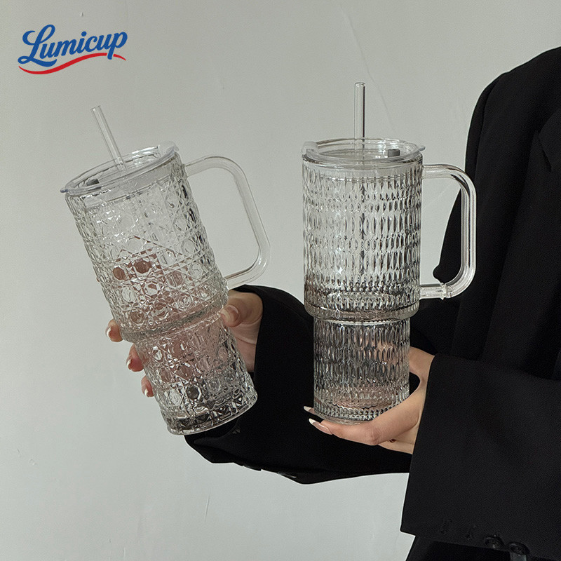 แก้วน้ำแก้วใสสไตล์วินเทจ 720ml มีหูจับ พร้อมฝา+หลอด แก้วกาแฟ/ชานม/น้ำผลไม้ ขนาดใหญ่ ทนร้อน-เย็น