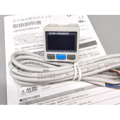 1PC ใหม่ SMC ZSE30AF-01-PL สวิทช์ความดันจัดส่งฟรี ZSE30AF01PL