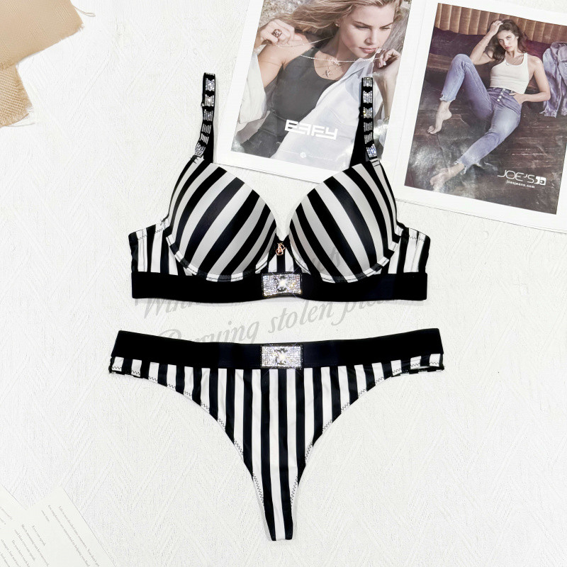 ชุดชั้นในRhineStone.Push-Up สองชิ้น สวมใส่ง่าย เซ็กซี่และสบาย - รูปที่ 5