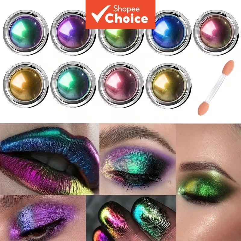 ผงอายแชโดว์เปลี่ยนสีด้วยแสง สร้างเอฟเฟกต์การเปลี่ยนเฉดสีแบบไดนามิกภายใต้แสงไฟที่แตกต่างกัน เหมาะสําหรับลุคตาเท่ ๆ ที่โดดเด่น และเปิดโอกาสให้สร้างสรรค์ได้หลากหลาย