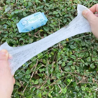 ทิชชู่เปียก mini wipes 1 แพ็ค 8 ห่อ ขนาดพกพา เนื้อนุ่มอ่อนโยน ไร้แอลกอฮอล์ พกทำความสะอาดได้ทุกที
