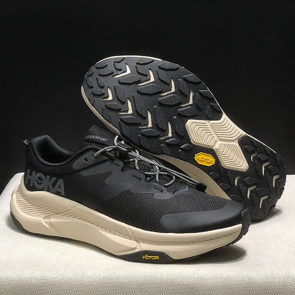 HOKA ONE ONE รองเท้าวิ่งระดับไฮเอนด์ สำหรับทุกเพศ ออกแบบเพื่อกันลื่น 2JA6