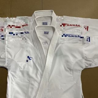 ชุดคาราเต้ใหม่ ดีไซน์มืออาชีพ สำหรับการฝึกและการแข่งขัน นุ่ม…