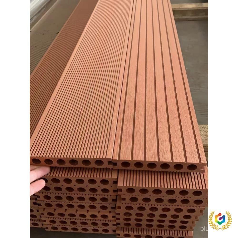 ไม้พลาสติก Villa Room Solid Co-Extruction Terrace ชั้นสารกันบูดไม้ระเบียงชั้น Park Pallet แผนที่พลาส